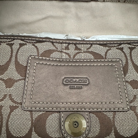 Coach Tabby Bag - Picture 5 of 9